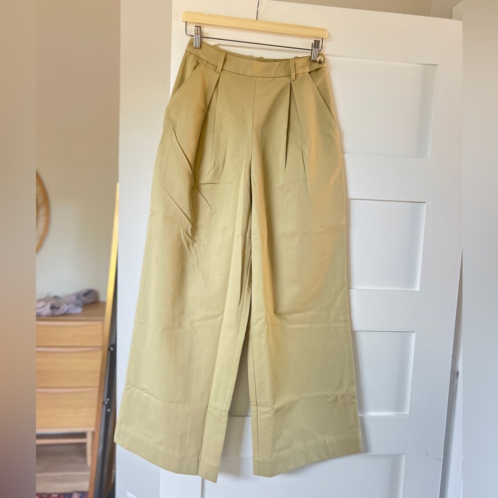 Doen Hilaire Wide-Leg High-Waist Pants in Khaki (Stone) - Picture 6 of 8